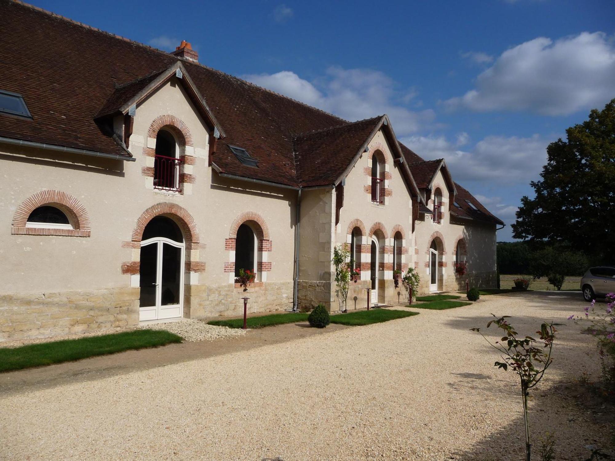 Domaine De La Maison Neuve Villa Saint-Jean-Saint-Germain Exterior foto