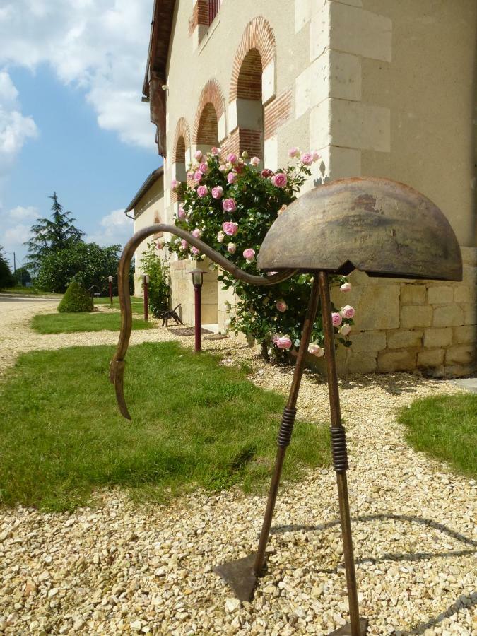 Domaine De La Maison Neuve Villa Saint-Jean-Saint-Germain Exterior foto